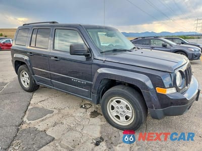 Czwarte zdjęcie samochodu z boku: 2015 JEEP PATRIOT SPORT VIN:1C4NJRBB2FD292256 - miniatura