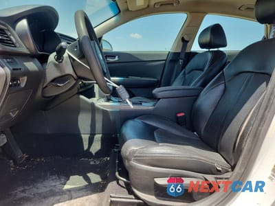 Zdjęcie 7 z 12 samochodu: 2017 KIA OPTIMA LX VIN:5XXGT4L30HG128428 - miniatura
