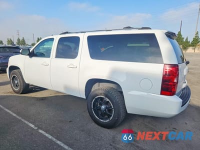 Drugie zdjęcie samochodu z przodu: 2007 CHEVROLET SUBURBAN C1500 VIN:3GNFC16067G196649 - miniatura