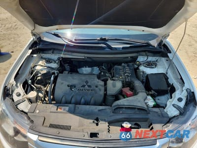 Zdjęcie 12 z 13 samochodu: 2015 MITSUBISHI OUTLANDER ES VIN:JA4AD2A37FZ004168 - miniatura