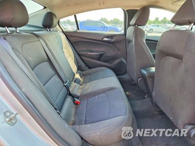 Zdjęcie 10 z 12 samochodu: 2018 CHEVROLET CRUZE LS VIN:1G1BB5SM5J7203998 - miniatura