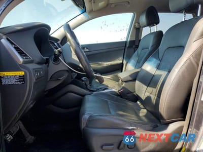 Zdjęcie 7 z 14 samochodu: 2017 HYUNDAI TUCSON SE PLUS VIN:KM8J3CA43HU433066 - miniatura