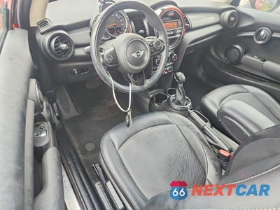 Zdjęcie 8 z 12 samochodu: 2016 MINI COOPER VIN:WMWXP5C59G3B76018 - miniatura