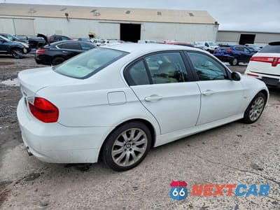Trzecie zdjęcie samochodu z tyłu: 2007 BMW 335 I VIN:WBAVB73507KY61724 - miniatura