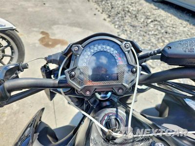 Zdjęcie 7 z 9 samochodu: 2018 KAWASAKI ZR900 VIN:JKAZR2B18JA004785 - miniatura