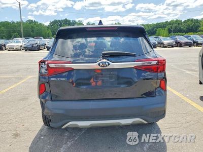 Zdjęcie 6 z 13 samochodu: 2021 KIA SELTOS LX VIN:KNDEPCAA9M7175788 - miniatura