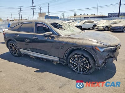 Czwarte zdjęcie samochodu z boku: 2024 ACURA ZDX A-SPEC VIN:4W5KHMRK2RZ517647 - miniatura