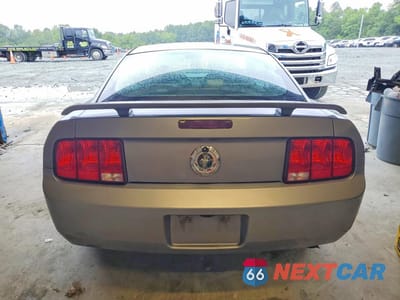Zdjęcie 6 z 12 samochodu: 2006 FORD MUSTANG VIN:1ZVFT80N765175379 - miniatura