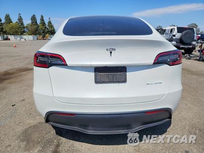 Zdjęcie 6 z 12 samochodu: 2023 TESLA MODEL Y VIN:7SAYGAEE6PF697231 - miniatura