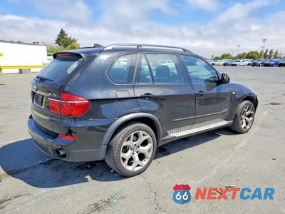 Trzecie zdjęcie samochodu z tyłu: 2011 BMW X5 XDRIVE35D VIN:5UXZW0C52BL661042 - miniatura