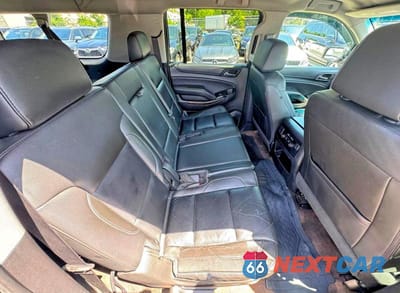 Zdjęcie 6 z 10 samochodu: 2018 CHEVROLET SUBURBAN K1500 LT VIN:1GNSKHKC4JR238205 - miniatura