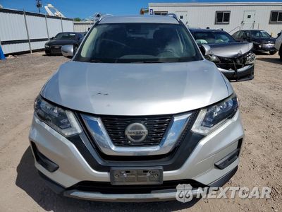 Piąte zdjęcie samochodu w środku: 2019 NISSAN ROGUE SV VIN:JN8AT2MT6KW259706 - miniatura