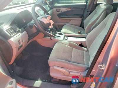 Zdjęcie 7 z 14 samochodu: 2019 HONDA PILOT LX VIN:5FNYF5H1XKB038402 - miniatura