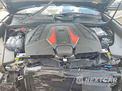 Zdjęcie 11 z 12 samochodu: 2026 AUDI RS Q8 VIN:WU1ARBF17TD000311 - miniatura