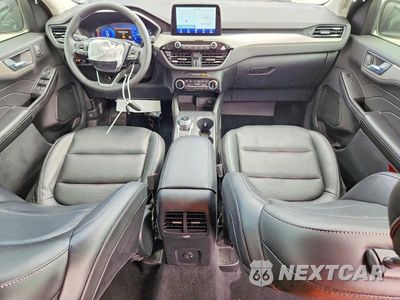 Zdjęcie 8 z 14 samochodu: 2022 FORD ESCAPE SEL VIN:1FMCU0H67NUA81097 - miniatura