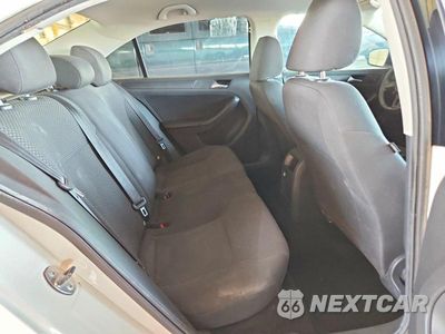 Zdjęcie 10 z 12 samochodu: 2013 VOLKSWAGEN JETTA BASE VIN:3VW2K7AJ5DM280629 - miniatura