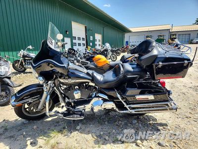 Trzecie zdjęcie samochodu z tyłu: 2003 HARLEY-DAVIDSON FLHTCI VIN:1HD1FFW103Y634984 - miniatura