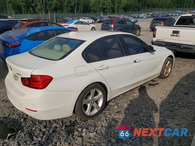 Trzecie zdjęcie samochodu z tyłu: 2013 BMW 328 XI SULEV VIN:WBA3B5C51DF591077 - miniatura