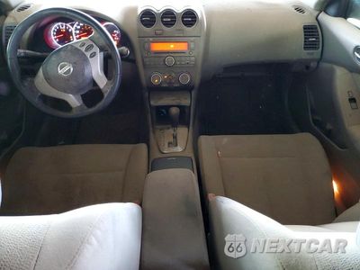 Zdjęcie 8 z 12 samochodu: 2010 NISSAN ALTIMA 2.5 VIN:1N4AL2AP3AN447774 - miniatura