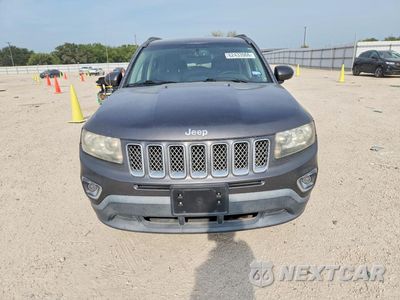 Piąte zdjęcie samochodu w środku: 2015 JEEP COMPASS LATITUDE VIN:1C4NJCEA7FD373270 - miniatura