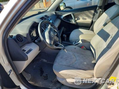 Zdjęcie 7 z 12 samochodu: 2011 TOYOTA RAV4 BASE VIN:2T3BF4DVXBW170059 - miniatura