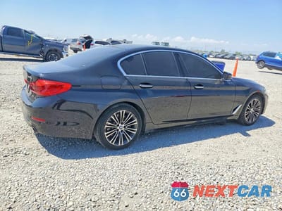 Trzecie zdjęcie samochodu z tyłu: 2017 BMW 530 XI VIN:WBAJA7C38HG906929 - miniatura