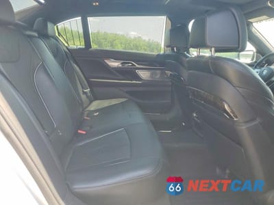 Zdjęcie 10 z 12 samochodu: 2016 BMW 750 XI VIN:WBA7F2C57GG419395 - miniatura