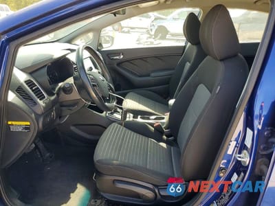 Zdjęcie 7 z 12 samochodu: 2017 KIA FORTE S VIN:3KPFL4A76HE138570 - miniatura