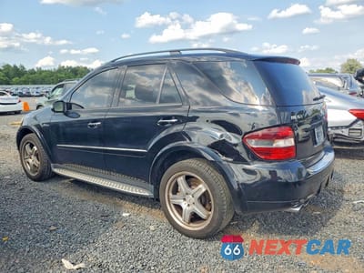 Drugie zdjęcie samochodu z przodu: 2008 MERCEDES-BENZ ML 63 AMG VIN:4JGBB77E48A387814 - miniatura