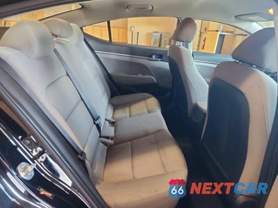 Zdjęcie 10 z 12 samochodu: 2018 HYUNDAI ELANTRA SE VIN:5NPD74LF9JH274869 - miniatura
