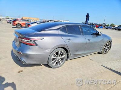 Trzecie zdjęcie samochodu z tyłu: 2019 NISSAN MAXIMA 3.5 SV VIN:1N4AA6AV9KC367601 - miniatura