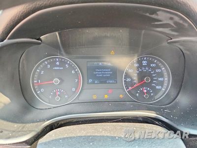 Zdjęcie 9 z 13 samochodu: 2019 KIA FORTE LXS VIN:3KPF24ADXKE120878 - miniatura