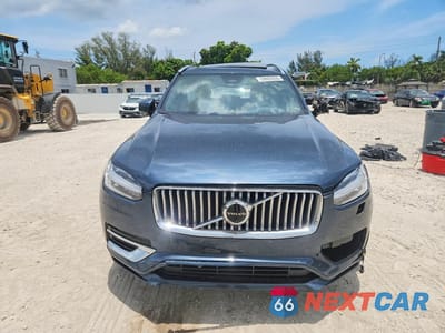 Piąte zdjęcie samochodu w środku: 2024 VOLVO XC90 ULTIMATE VIN:YV4H60CF8R1244808 - miniatura