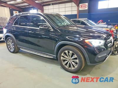 Czwarte zdjęcie samochodu z boku: 2020 MERCEDES-BENZ GLE 350 4MATIC VIN:4JGFB4KB1LA101682 - miniatura