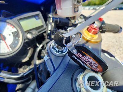 Zdjęcie 8 z 9 samochodu: 2004 SUZUKI GSX-R1000 VIN:JS1GT75A042105917 - miniatura