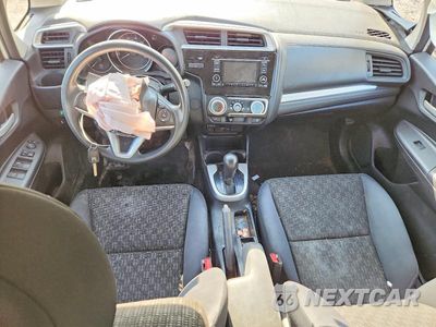 Zdjęcie 8 z 13 samochodu: 2017 HONDA FIT LX VIN:JHMGK5H54HS007070 - miniatura
