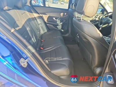 Zdjęcie 10 z 12 samochodu: 2017 MERCEDES-BENZ C 300 VIN:55SWF4JB1HU191441 - miniatura