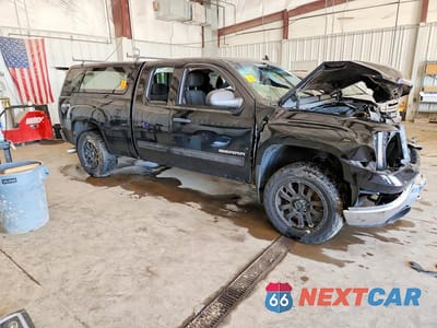 Czwarte zdjęcie samochodu z boku: 2013 GMC SIERRA K1500 SLE VIN:1GTR2VE73DZ407235 - miniatura