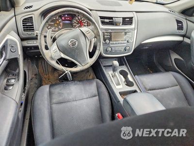 Zdjęcie 8 z 12 samochodu: 2017 NISSAN ALTIMA 3.5 SR VIN:1N4BL3AP1HC217134 - miniatura