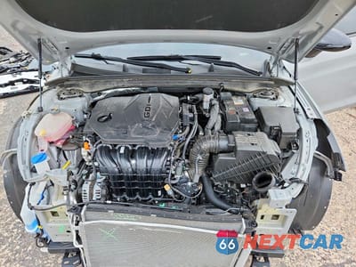 Zdjęcie 11 z 13 samochodu: 2025 KIA K5 GT LINE VIN:KNAG64J72S5327065 - miniatura
