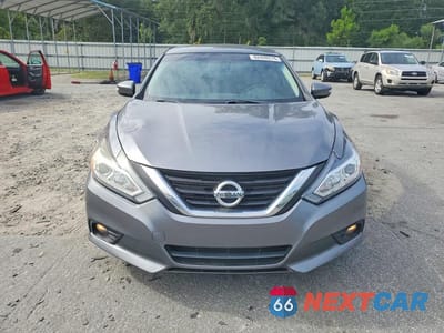 Piąte zdjęcie samochodu w środku: 2018 NISSAN ALTIMA 2.5 SL VIN:1N4AL3AP9JC145097 - miniatura