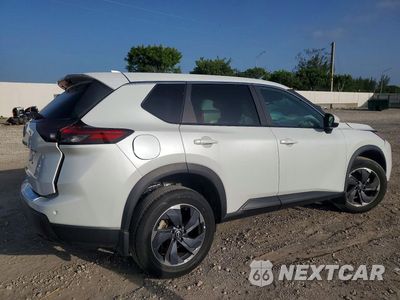 Trzecie zdjęcie samochodu z tyłu: 2025 NISSAN ROGUE SV VIN:5N1BT3BA1SC855617 - miniatura