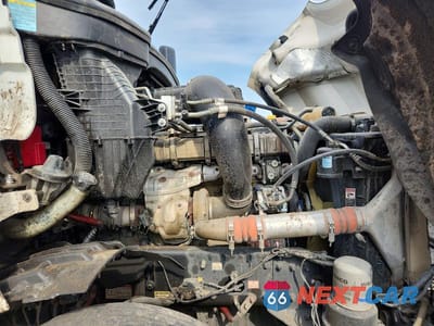 Zdjęcie 11 z 14 samochodu: 2020 FREIGHTLINER CASCADIA 1 - SEMI TRUCK VIN:3AKJHHDR0LSLS3405 - miniatura