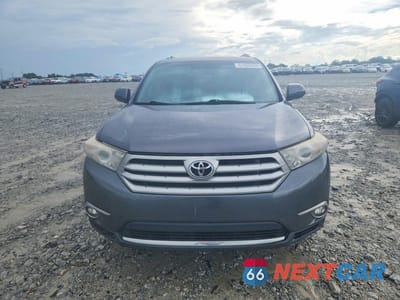 Piąte zdjęcie samochodu w środku: 2011 TOYOTA HIGHLANDER LIMITED VIN:5TDYK3EH9BS046777 - miniatura