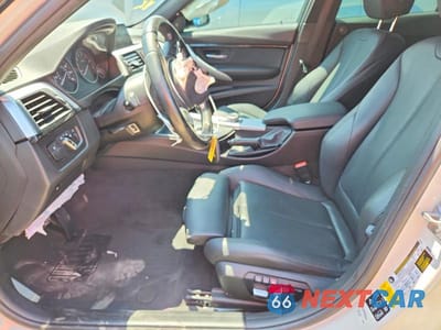 Zdjęcie 7 z 12 samochodu: 2018 BMW 340 XI VIN:WBA8B7C52JA585587 - miniatura