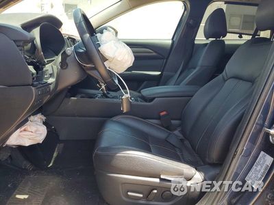 Zdjęcie 7 z 13 samochodu: 2023 MAZDA CX-50 PREMIUM PLUS VIN:7MMVABEMXPN134781 - miniatura