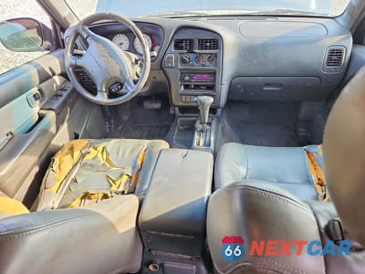 Zdjęcie 8 z 13 samochodu: 2000 NISSAN PATHFINDER XE VIN:JN8AR07SXYW445067 - miniatura