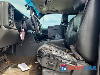 Zdjęcie 7 z 12 samochodu: 2024 GMC NEW SIERRA K1500 VIN:1GTEK19T13Z216619 - miniatura