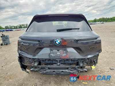 Zdjęcie 6 z 13 samochodu: 2023 BMW IX M60 VIN:WB533CF07PCL97823 - miniatura