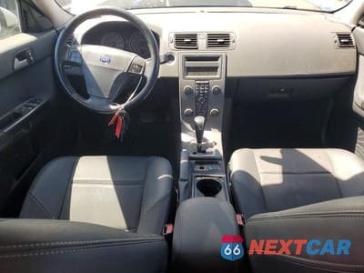 Zdjęcie 8 z 12 samochodu: 2006 VOLVO S40 2.4I VIN:YV1MS390062202358 - miniatura